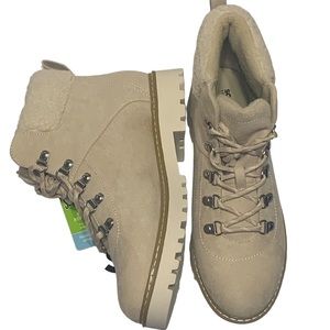 Sonoma Goods For Life® Margarita Cream Women's Hiking Boots Size 8 M Ortholite